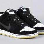 Nike SB Dunk Mid Black White Gum 02 150x150 Nike SB Dunk Mid Black/White Gum Août 2011