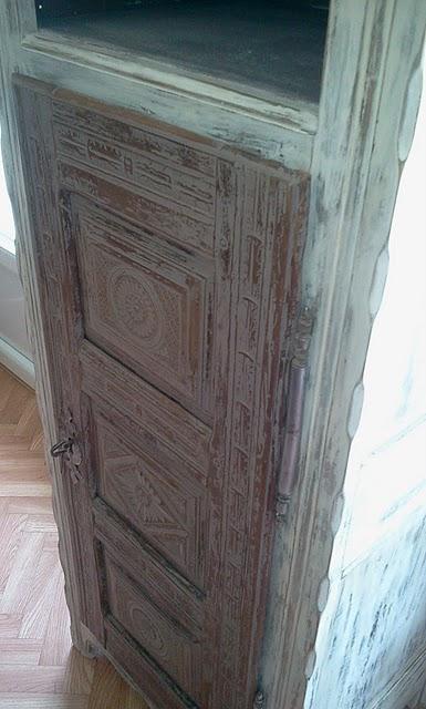 Meuble patine relooké chène bonnetière bretonne