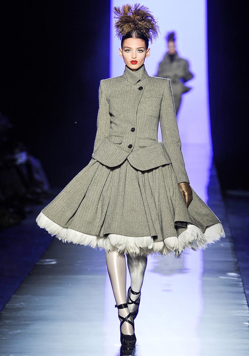 JEAN-PAUL GAULTIER FALL 2011 COUTURE #1