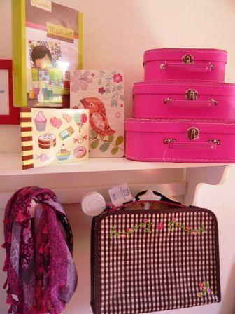 cadeaux enfants valises carton chèche