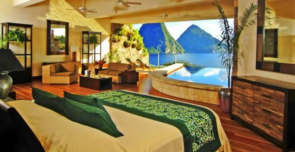 Jade Mountain Hotel.