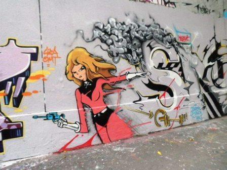 Graffiti rue des Pyrénées 2 (75020)