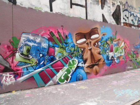 Graffiti rue des Pyrénées 2 (75020)