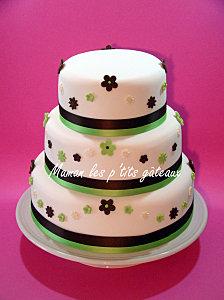 wedding-cake-fleurs-anis-et.jpg