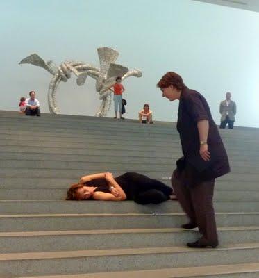 L'escalier du chant d'Olaf Nicolai à la Pinakothek der Moderne de Munich