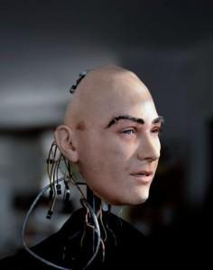 Le magazine National Geographic a choisit les robots pour sa couverture d’Août 2011