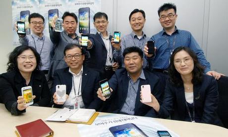 Saga Optimus Les ingénieurs de LG Mobile