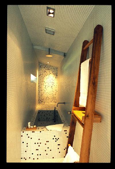 bath-room-hotel-hegia-france-pays-basque-hasparren-hoosta-magazine-paris
