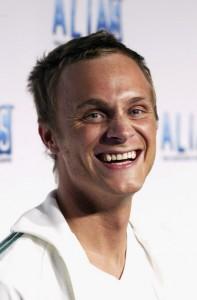 David Anders dans Once Upon A Time