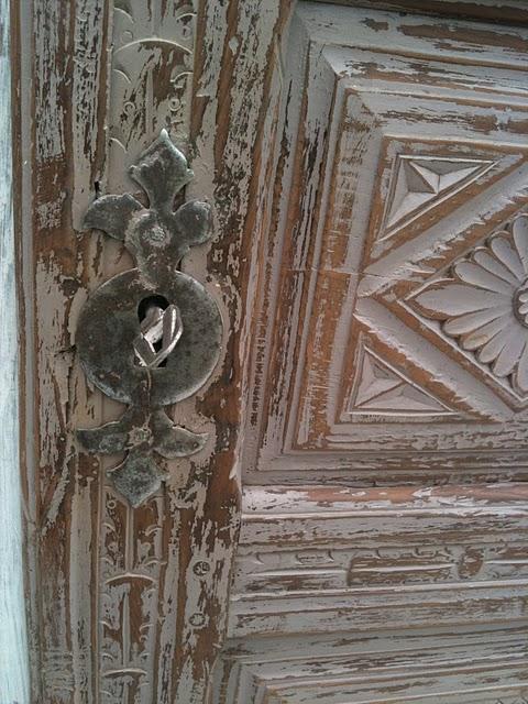 Meuble patine,relooké bonnetière bretonne