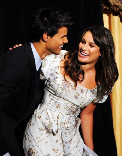 De nouvelles images de Taylor Lautner aux HFPA