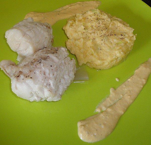 LOTTE POCHÉE, POLENTA AU POIREAU 