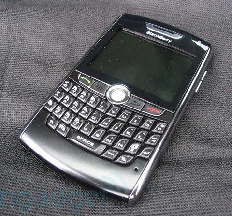 blackberry De nouveaux Blackberry pour rattraper liPhone