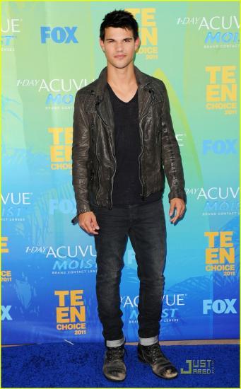 Taylor Lautner à la soirée des Teen Choice Awards