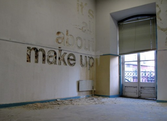 Vhils