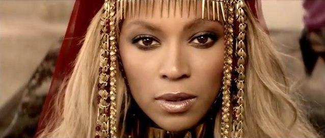 http://www.eparsa.com/images2/mai/beyonce_knowles_premieres_official_run_the_world_girls_music_video.jpg