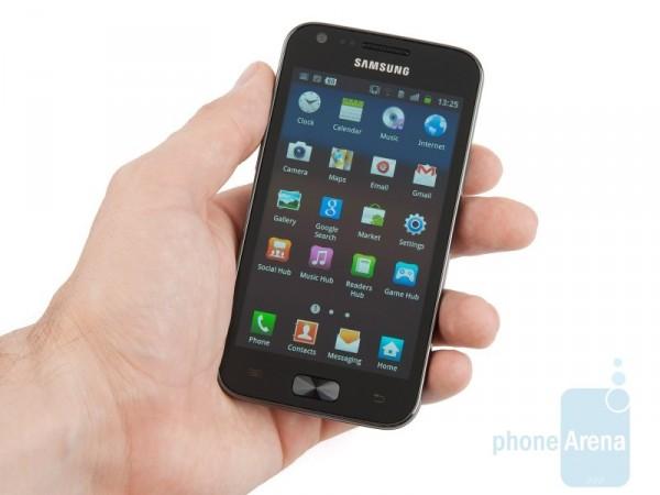 Samsung Galaxy R Preview Design 05 600x450 Une vidéo du Samsung Galaxy R