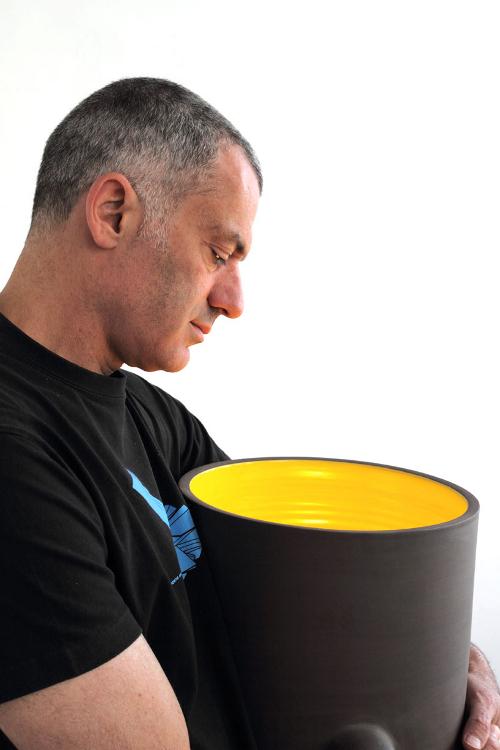 Well of Life, luminaire ceramique par Arik Levy