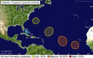 Danse avec les cyclones ! image satellite du 12 08 2011