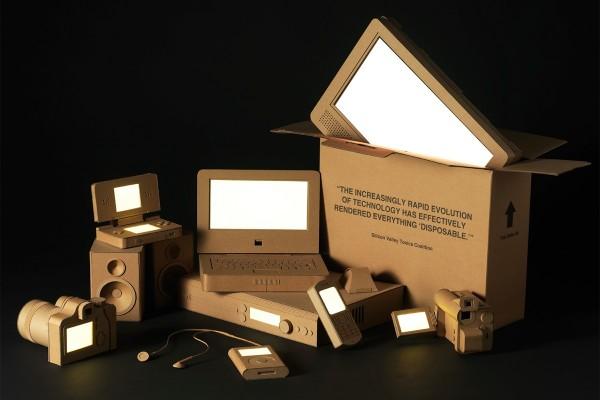 1 11 600x400 Les mises en scènes de Kyle Bean