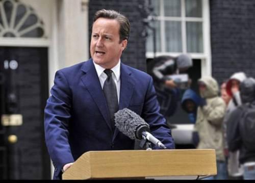 David Cameron La photo du jour. Un cambriolage pendant un discours de David Cameron