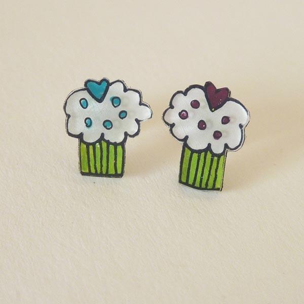 Valet_caro_Bijoux_cupcakes_clous-oreilles_bleu-parme-vert_L.jpg