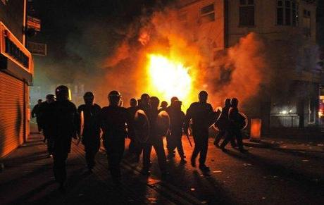 Emeutes anglaises : expectative Emeutes anglaises : expectative