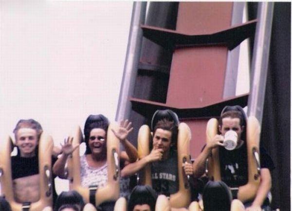 Buches cafe Les Bûches du parc dattraction Photos Insolites