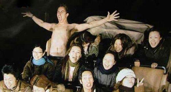 Buches metal Les Bûches du parc dattraction Photos Insolites