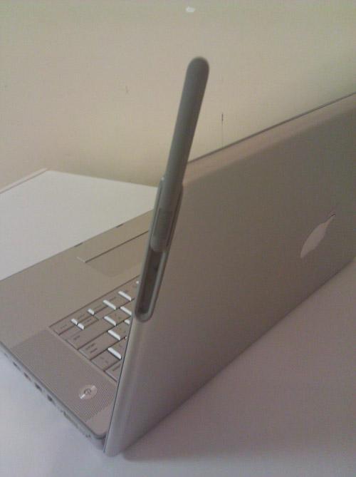 Un Prototype D’Un MacBook Pro 3g En Vente Sur Ebay