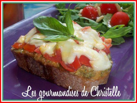 bruschetta_pesto__mozzarella__tomates_cerises