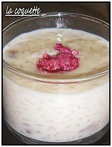 Riz au lait , chocolat blanc, et rose cristalisé. IMGP8519