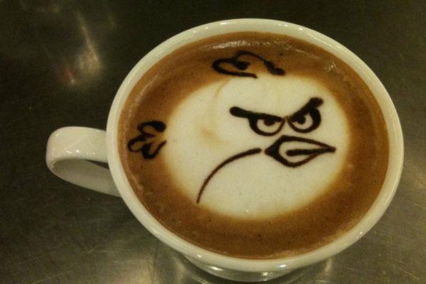 angry bird cafe Angry Bird dans votre café