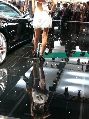 alfa romeo,femme,jambe