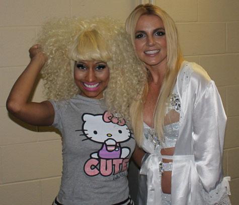 Photo : Nicki Minaj prend la pose avec Britney