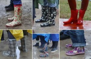 Spotted : le style en festival et… sous la pluie!
