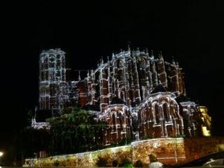 Cathédrale du Mans (de jour et de nuit estivale)