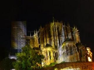 Cathédrale du Mans (de jour et de nuit estivale)