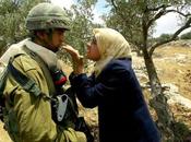 Israël condamne triple attentat d’Eilat garde risque d’escalade