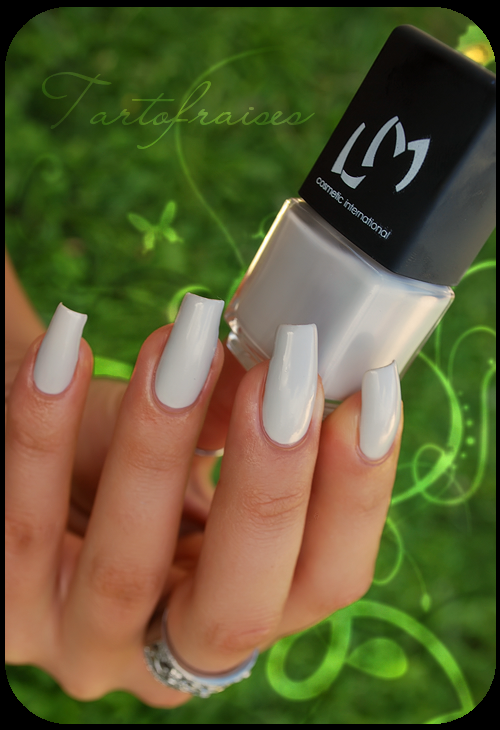 http://tartofraises.nailblogs.net/vernis/LM/dolcevita/decadence91_12.png