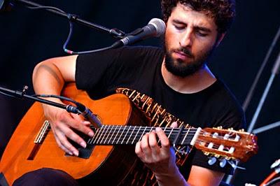 José González, guitariste et chanteur | À Voir