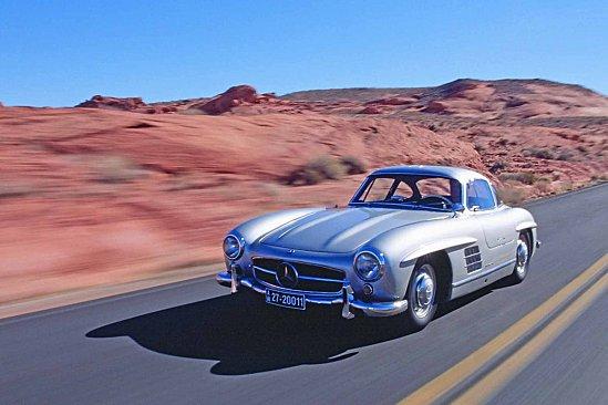 Mercedes_300_SL_Gullwing_1954_001.jpg