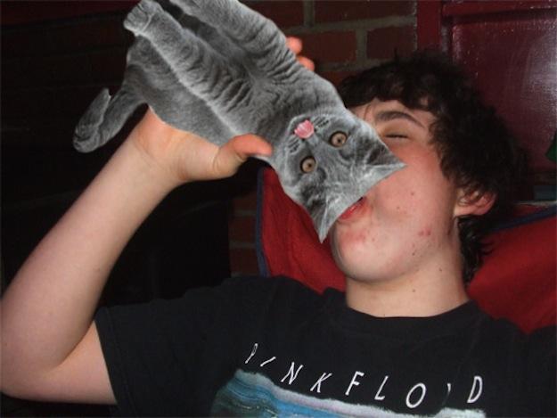 Solution pour ne pas passer pour un alcoolique sur vos photos Facebook