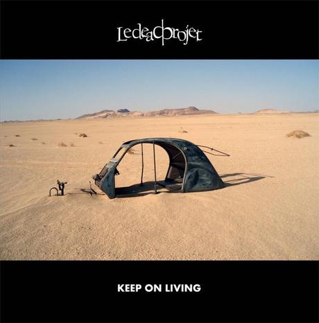 REVIEW : Le Dead Projet, Keep On Living.