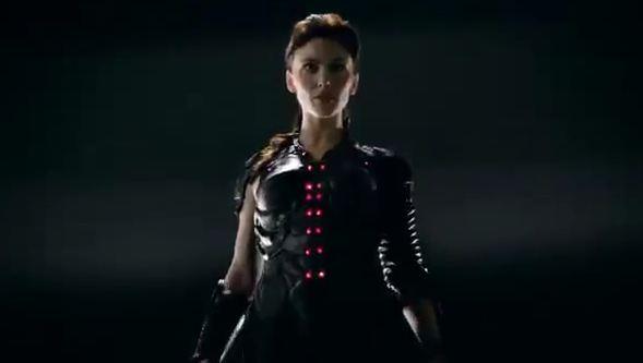 droid b Un teaser pour le Droid Bionic de Motorola