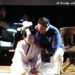 Le soit-disant époux la console mais repart aux USA