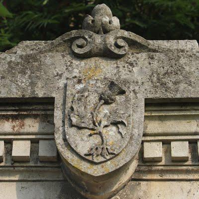 Qui s'y frotte s'y pique (95)