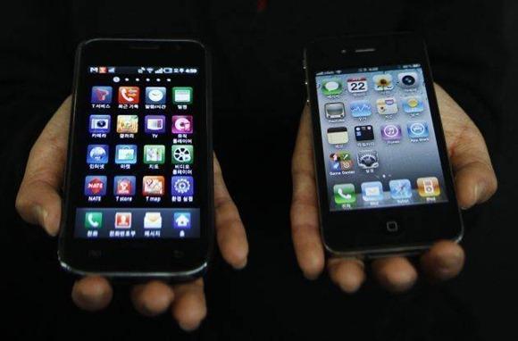 apple samsung phones