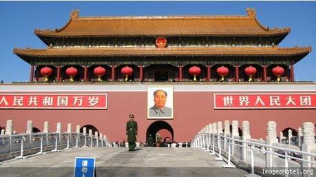 Nicolas Sarkozy s’invite à «la table du diable»… sans grande cuiller ! Nicolas Sarkozy s’invite à «la table du diable»… sans grande cuiller !