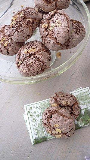 Nids de guêpes ou meringues alsaciennes 018